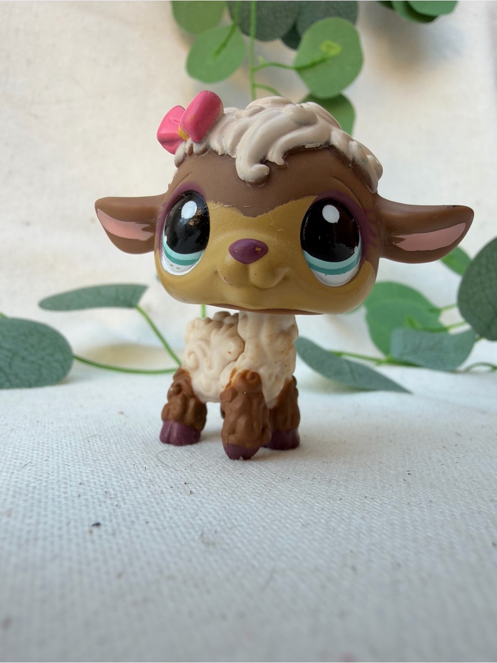Littlest Pet Shop authentic #1697 Woolma O'Chic lamb